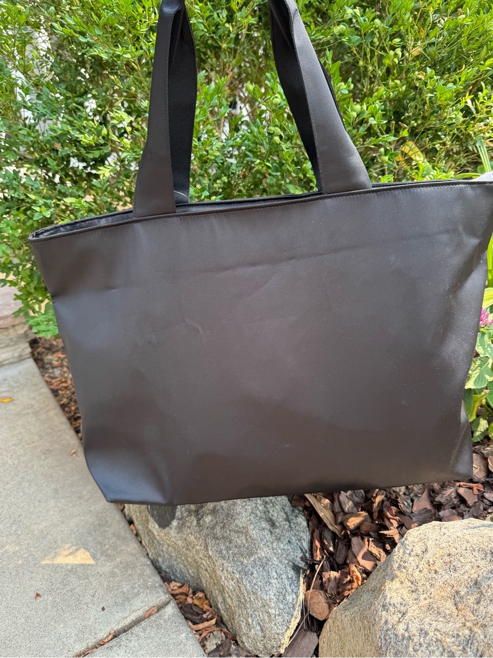 Victoria's Secret Large  Black Rhinestone Logo Tote nwt - Picture 2 of 8